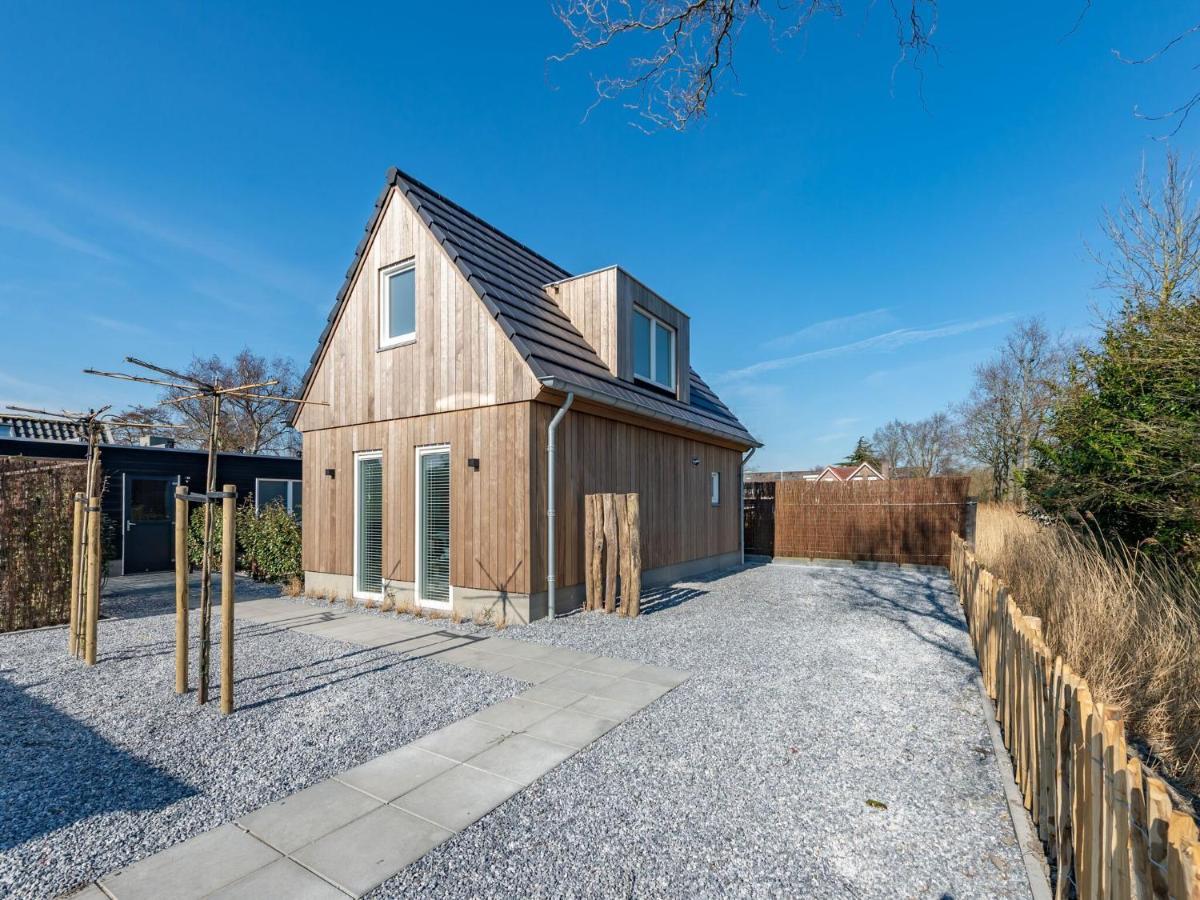 Cosy Holiday Home In Oostkapelle With A Garden Экстерьер фото