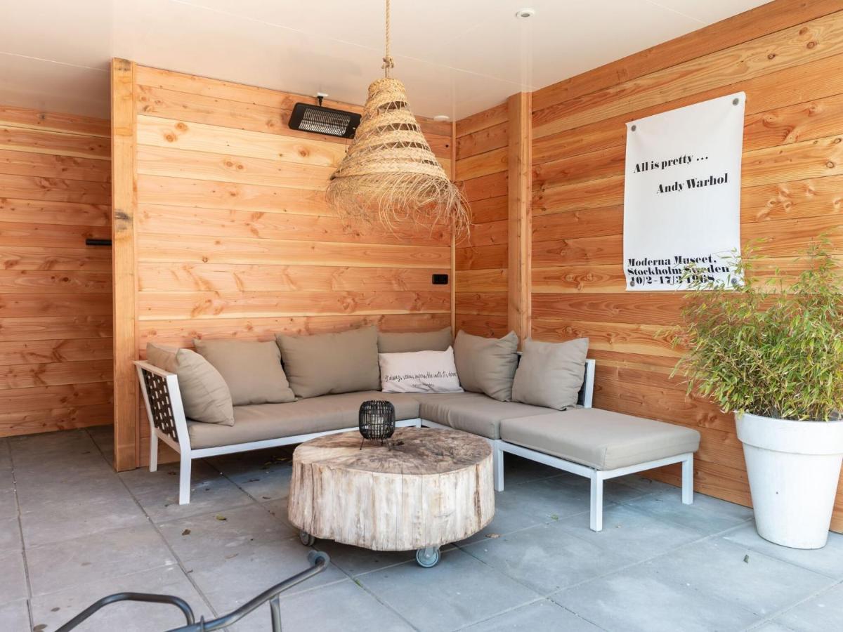 Cosy Holiday Home In Oostkapelle With A Garden Экстерьер фото